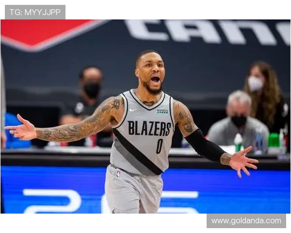 奥萨尔12分10板闪耀下半场活塞一度领先开拓者21分优势尽显